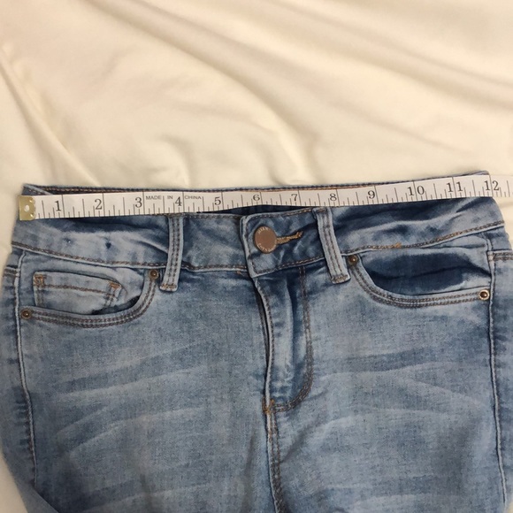 UP Miami Style Distressed Jeans - Picture 4 of 4